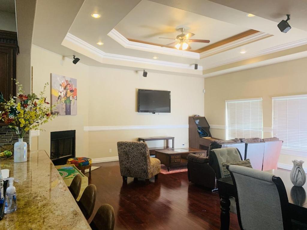 Brownsville Comfort 2 Bedroom 1 Bath , Spacious Kitchen And Outdoor Home Exteriör bild