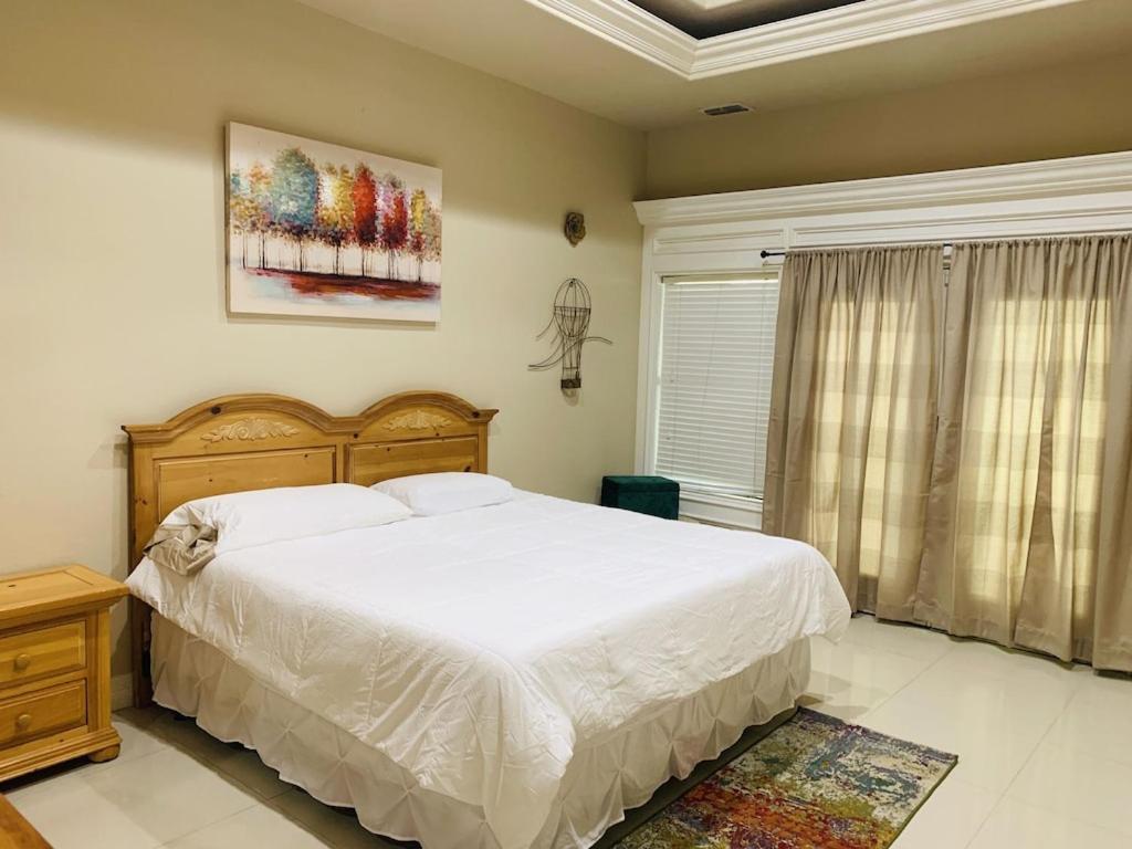Brownsville Comfort 2 Bedroom 1 Bath , Spacious Kitchen And Outdoor Home Exteriör bild