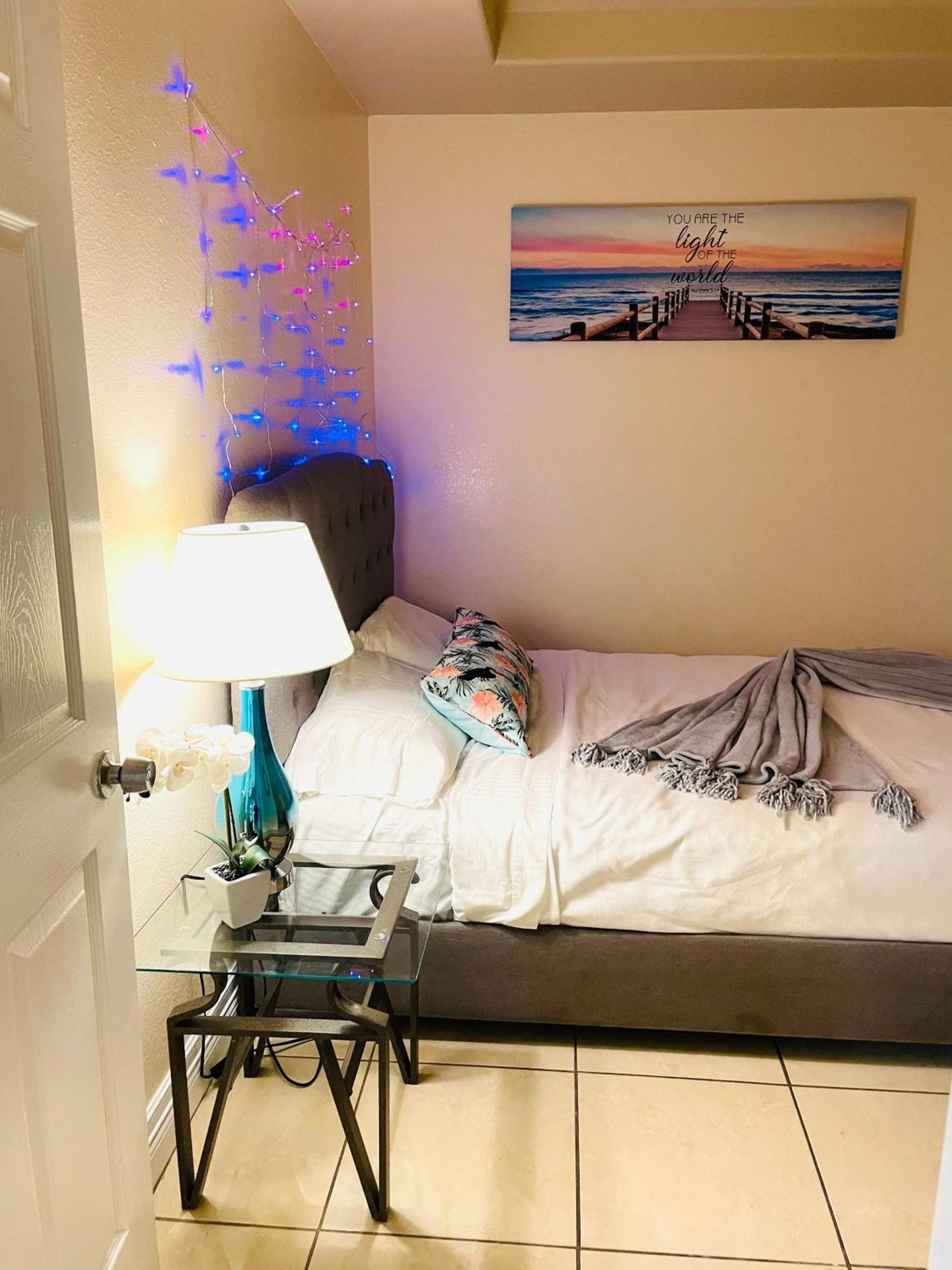 Brownsville Comfort 2 Bedroom 1 Bath , Spacious Kitchen And Outdoor Home Exteriör bild